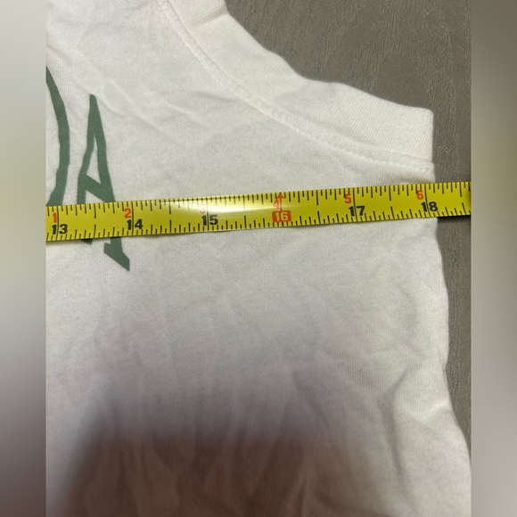 Hollister‎ and Co. Cropped Sierra Nevada Graphic Tee Size S - Picture 6 of 7